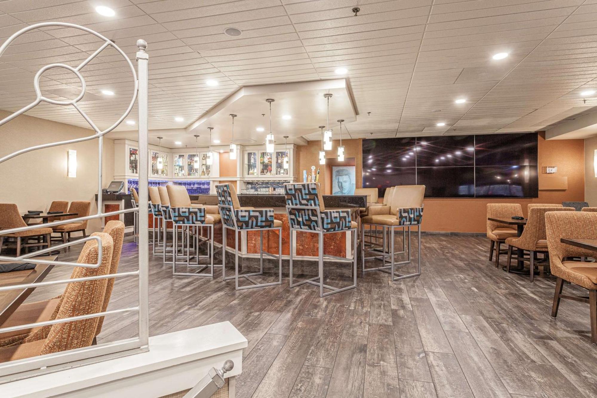 Hotel Doubletree By Hilton Memphis Zewnętrze zdjęcie