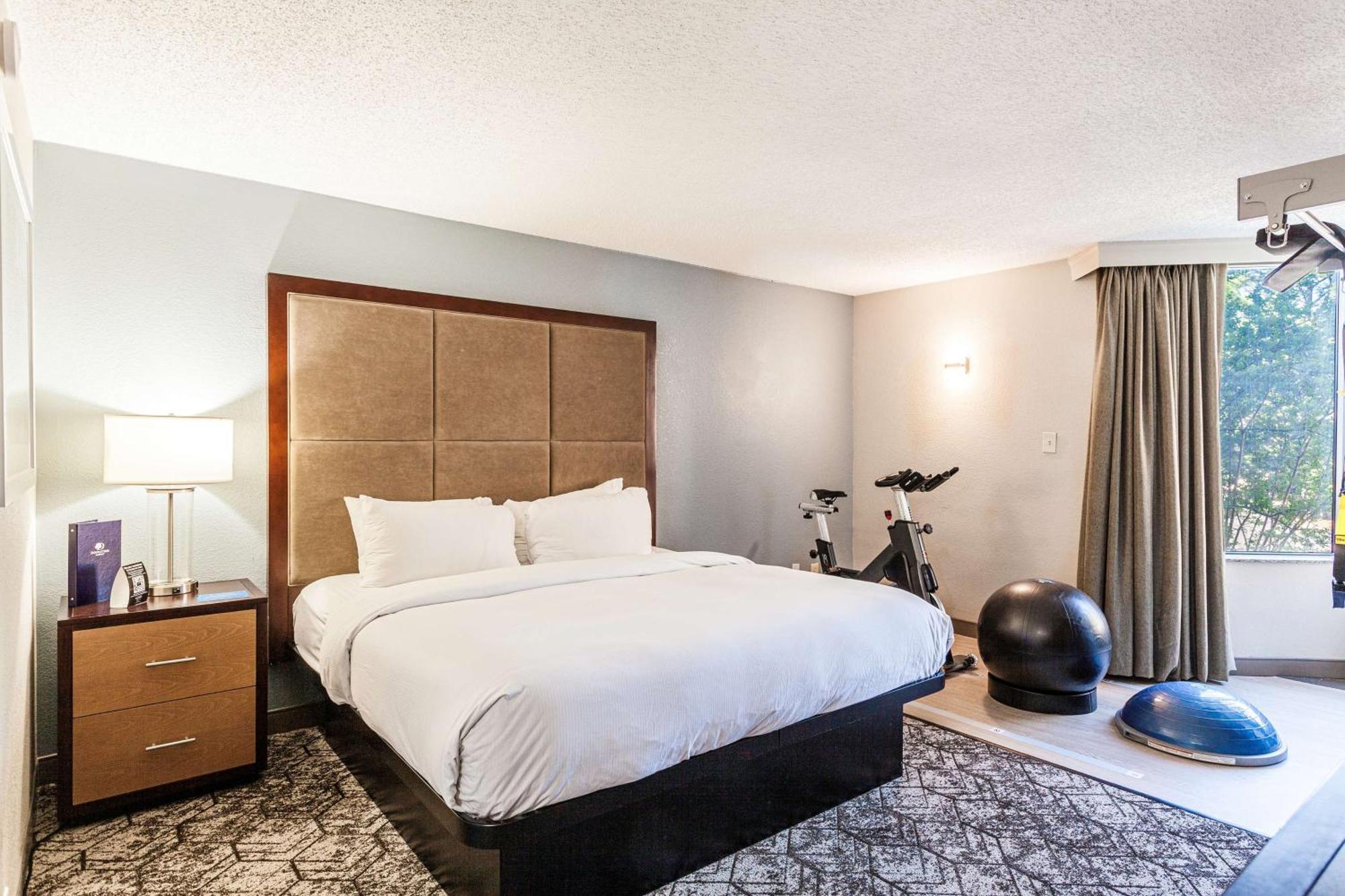 Hotel Doubletree By Hilton Memphis Zewnętrze zdjęcie